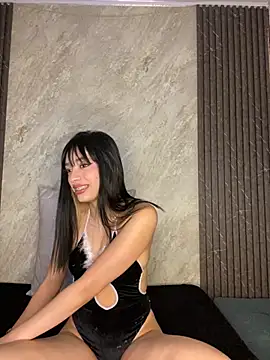 stepha   online show from 10, 11, 2025