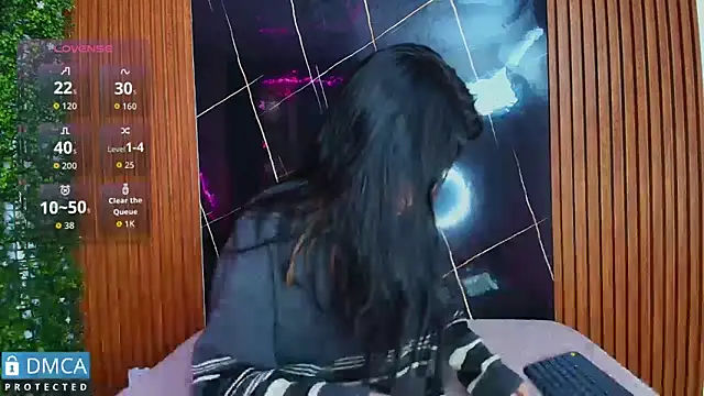 stepha   online show from 30, 9, 2025