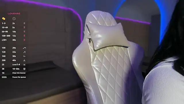 HannahMontgomery online show from 22, 12, 2025