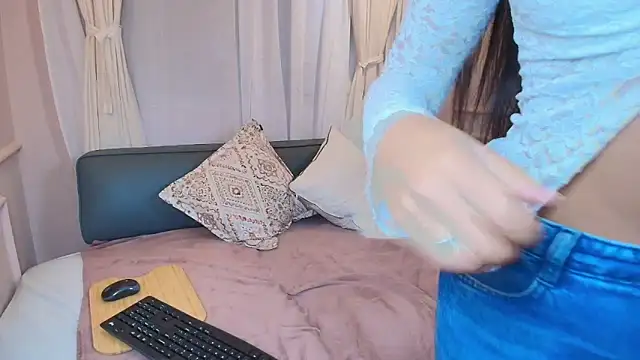 Nahomi key  online show from 23, 11, 2025