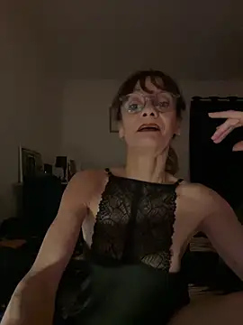 Chris06d22xh online show from 14, 4, 2026