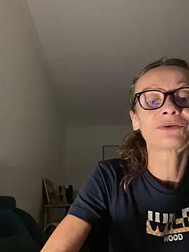 Chris06d22xh online show from 23, 9, 2025