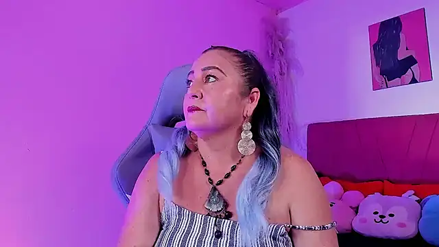 PalomaLombardi online show from 7, 2, 2026