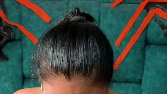 EmilyGala online show from 28, 10, 2025