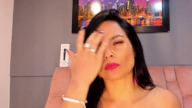 CharlotteCottin online show from 3, 2, 2026