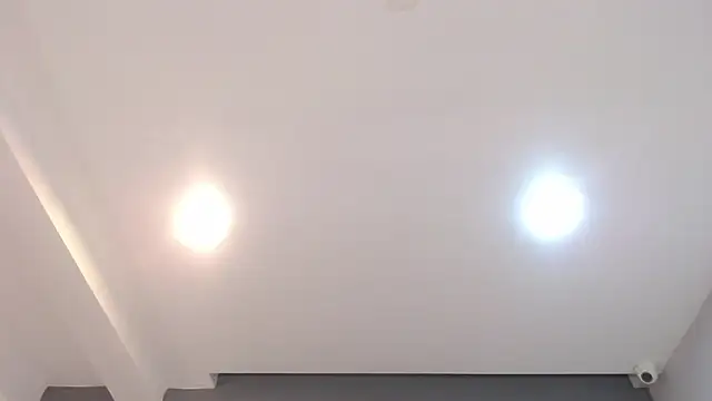 Snapshot of CharlotteCottin chatting on 6, 10, 2025 CharlotteCottin online show from 6, 10, 2025