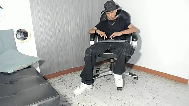 Daddy Darcks online show from 17, 9, 2025