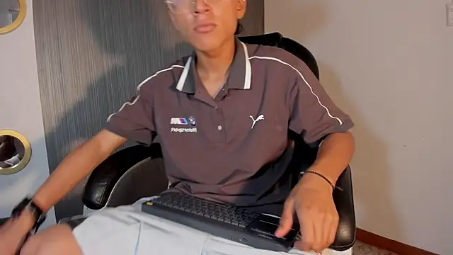 Daddy Darcks online show from 18, 10, 2025