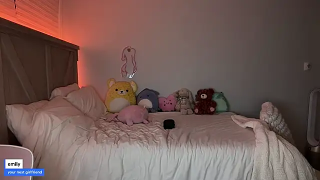 emmyfawn online show from 15, 9, 2025