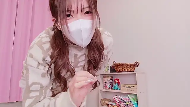 Snapshot of -EdisonThomas- chatting on 8, 1, 2026 -EdisonThomas- online show from 8, 1, 2026