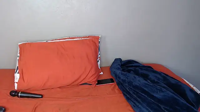 Lunalee online show from 3, 12, 2025