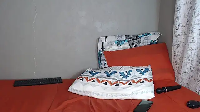 Lunalee online show from 4, 2, 2026