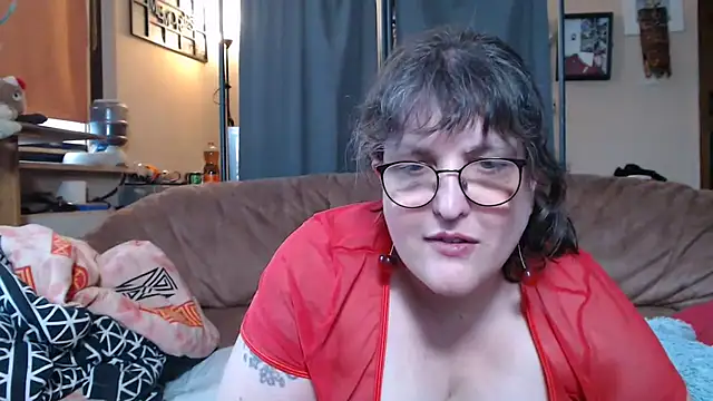 ladyfrombonn online show from 2, 4, 2026