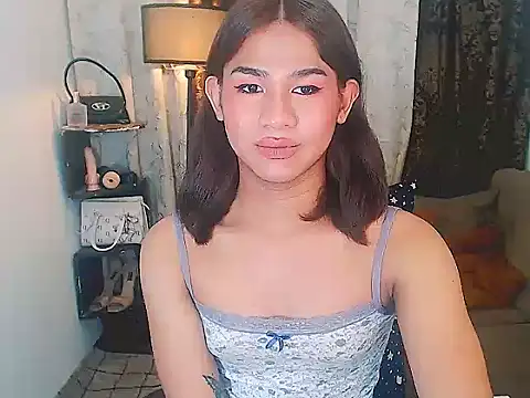 Snapshot of asianlatina69 chatting on 18, 9, 2025 asianlatina69 online show from 18, 9, 2025