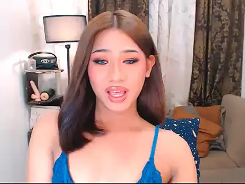 Snapshot of asianlatina69 chatting on 8, 10, 2025 asianlatina69 online show from 8, 10, 2025