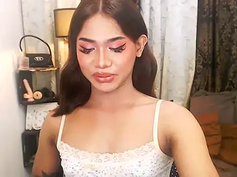 Snapshot of asianlatina69 chatting on 13, 9, 2025 asianlatina69 online show from 13, 9, 2025