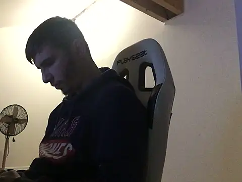 coupleamateurfun23 online show from 5, 12, 2025