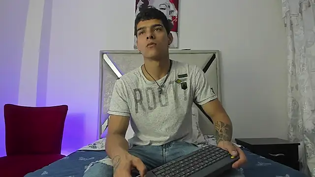 wyatt 3 online show from 20, 12, 2025