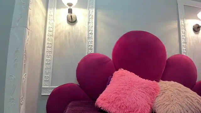 Snapshot of Saammy_17 chatting on 23, 10, 2025 Saammy 17 online show from 23, 10, 2025