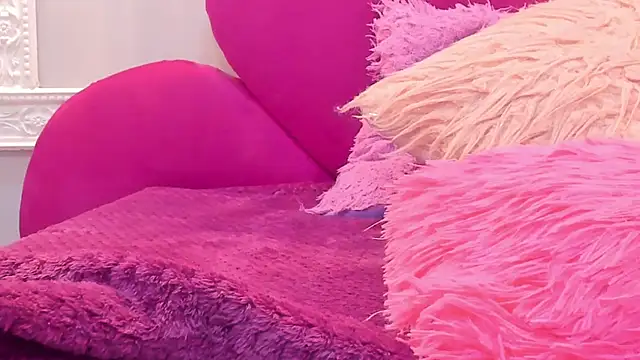 Snapshot of Saammy_17 chatting on 19, 10, 2025 Saammy 17 online show from 19, 10, 2025