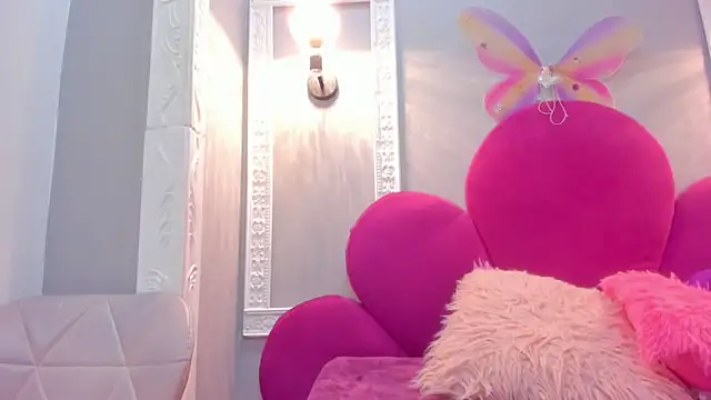 Snapshot of Saammy_17 chatting on 13, 11, 2025 Saammy 17 online show from 13, 11, 2025