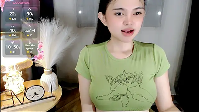 Snapshot of wildest_fantasy chatting on 7, 7, 2026 wildest fantasy online show from 7, 7, 2026