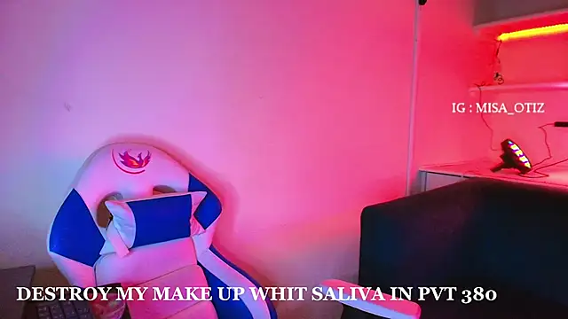 Melissa Adamsx online show from 18, 10, 2025