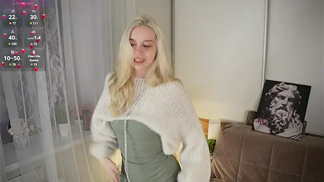 Snapshot of JaymieVigen chatting on 22, 12, 2025 JaymieVigen online show from 22, 12, 2025