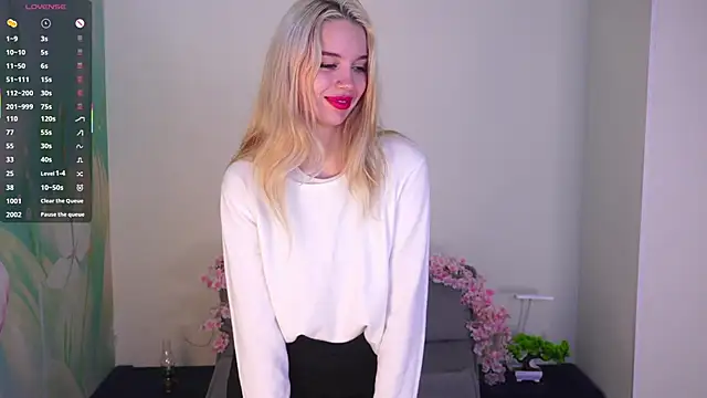 Snapshot of JaymieVigen chatting on 16, 9, 2025 JaymieVigen online show from 16, 9, 2025