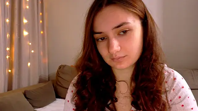 Lelia Vibe online show from 1, 12, 2025