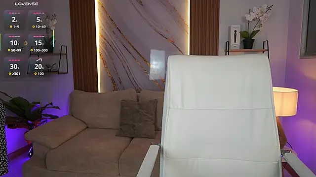 MilaCrave online show from 12, 11, 2025