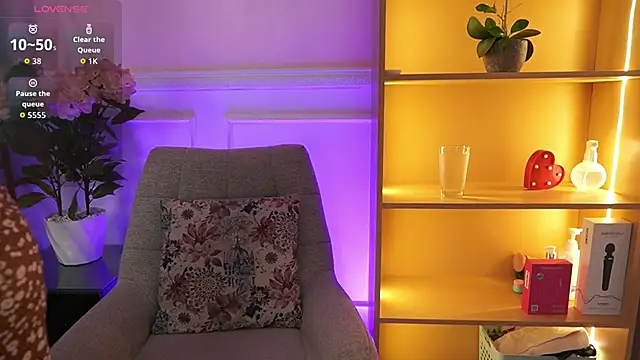 MilaCrave online show from 28, 2, 2026