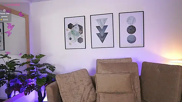 MilaCrave online show from 12, 9, 2025