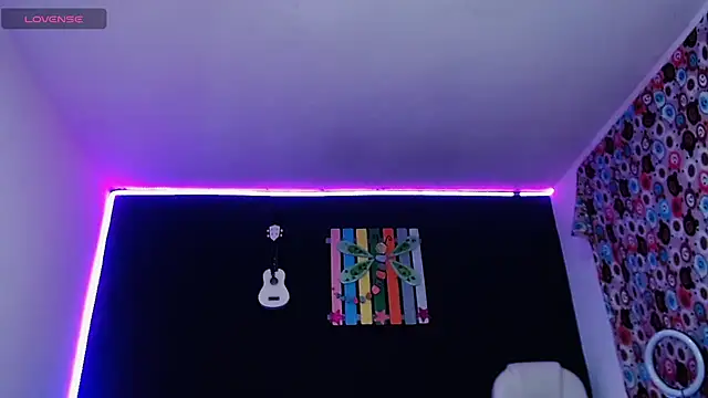 ingrid zese  online show from 27, 10, 2025