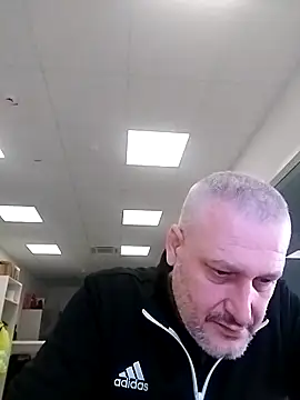 Snapshot of Hisnimin chatting on 4, 2, 2026 Hisnimin online show from 4, 2, 2026