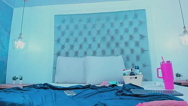 valirya devote online show from 24, 2, 2026