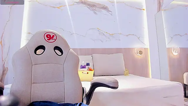 valirya devote online show from 24, 10, 2025