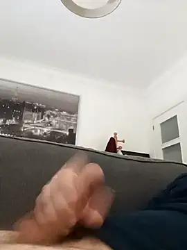 Snapshot of DannySastre91 chatting on 8, 11, 2025 DannySastre91 online show from 8, 11, 2025