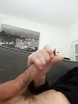 Snapshot of DannySastre91 chatting on 6, 11, 2025 DannySastre91 online show from 6, 11, 2025