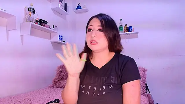 annyharriis online show from 5, 10, 2025