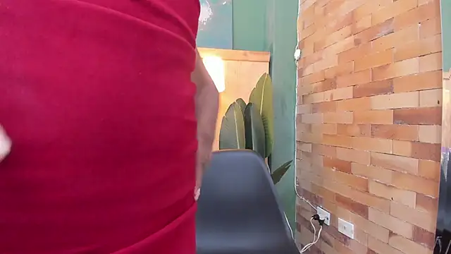 Snapshot of halleylorens chatting on 14, 2, 2026 halleylorens online show from 14, 2, 2026