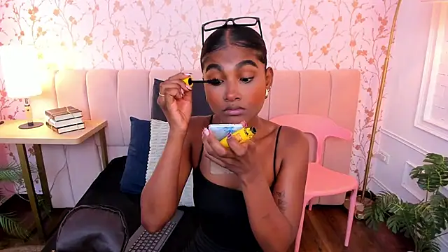 halleylorens online show from 29, 5, 2026