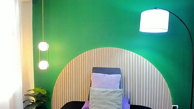 Snapshot of halleylorens chatting on 26, 11, 2025 halleylorens online show from 26, 11, 2025