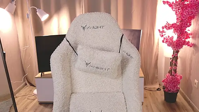 HeyMonkey  online show from 1, 12, 2025