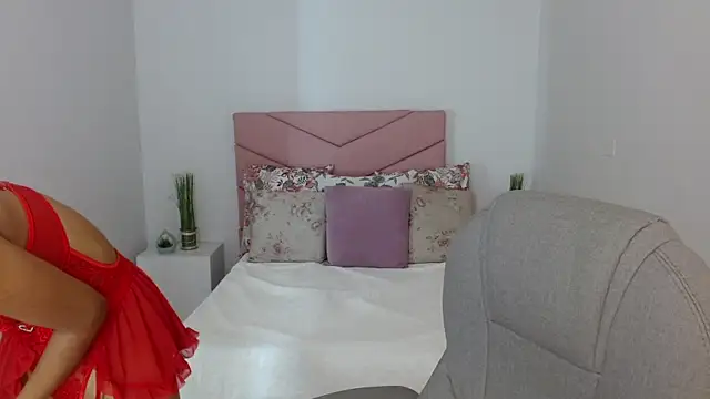 SarayVega  online show from 22, 9, 2025