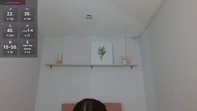 SarayVega  online show from 14, 10, 2025