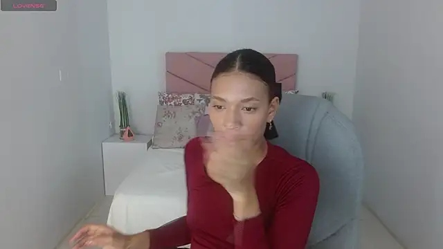 SarayVega  online show from 17, 10, 2025