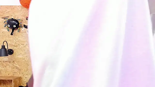 santiblack7 online show from 28, 10, 2025