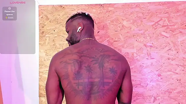 santiblack7 online show from 26, 11, 2025