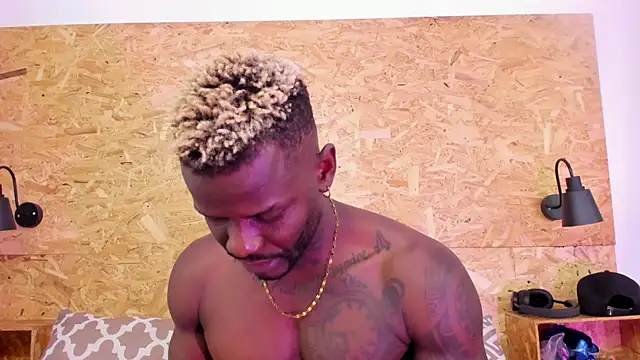 santiblack7 online show from 20, 10, 2025